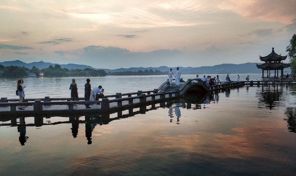 夕阳红旅游专列（火车旅游最美路线）