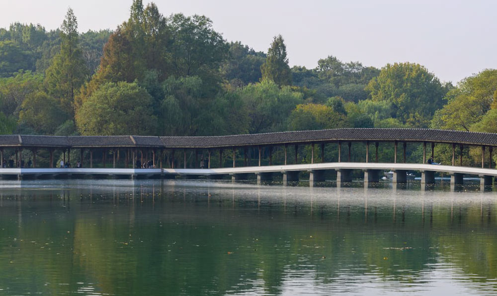 《黑龙江伊春市:大自然的馈赠与发展之路》