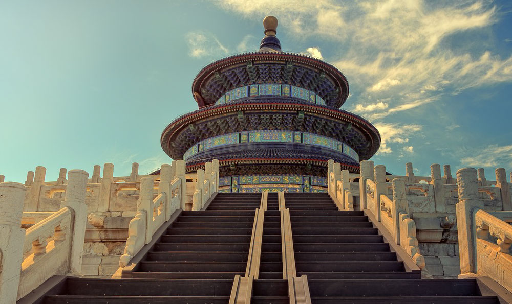 喇荣寺五明佛学院（色达寺出名人）