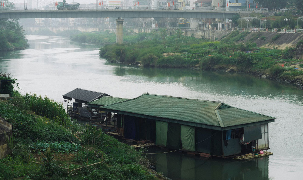 厦门华侨博物馆及对面卫生院：历史与健康的交织
