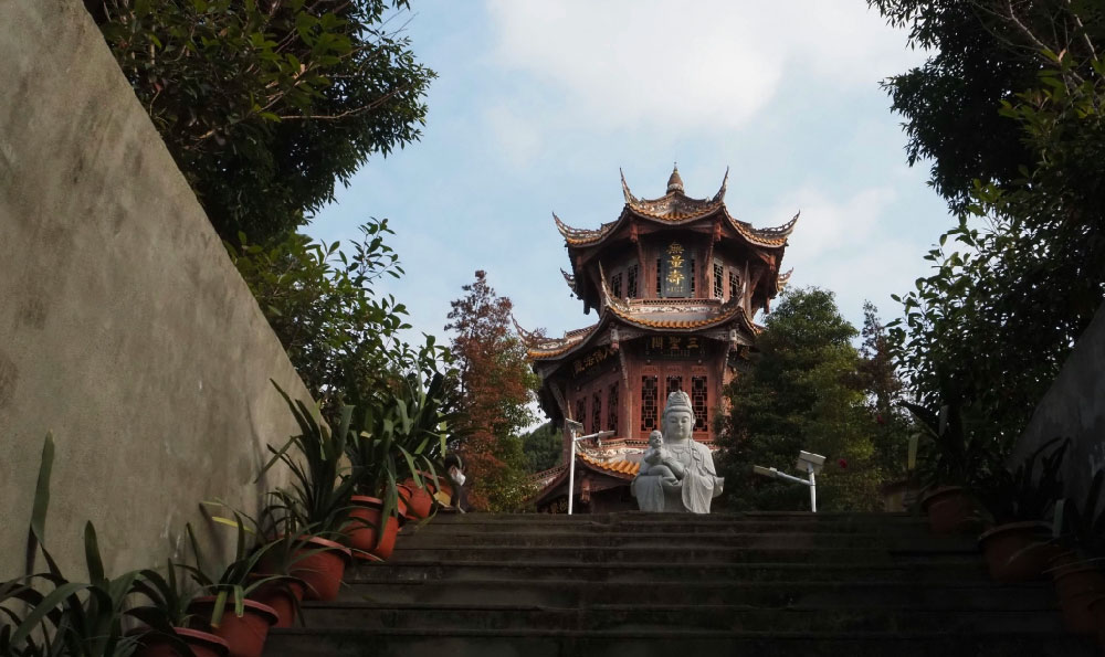 莆田婚纱摄影工作室急招婚纱影楼化妆师