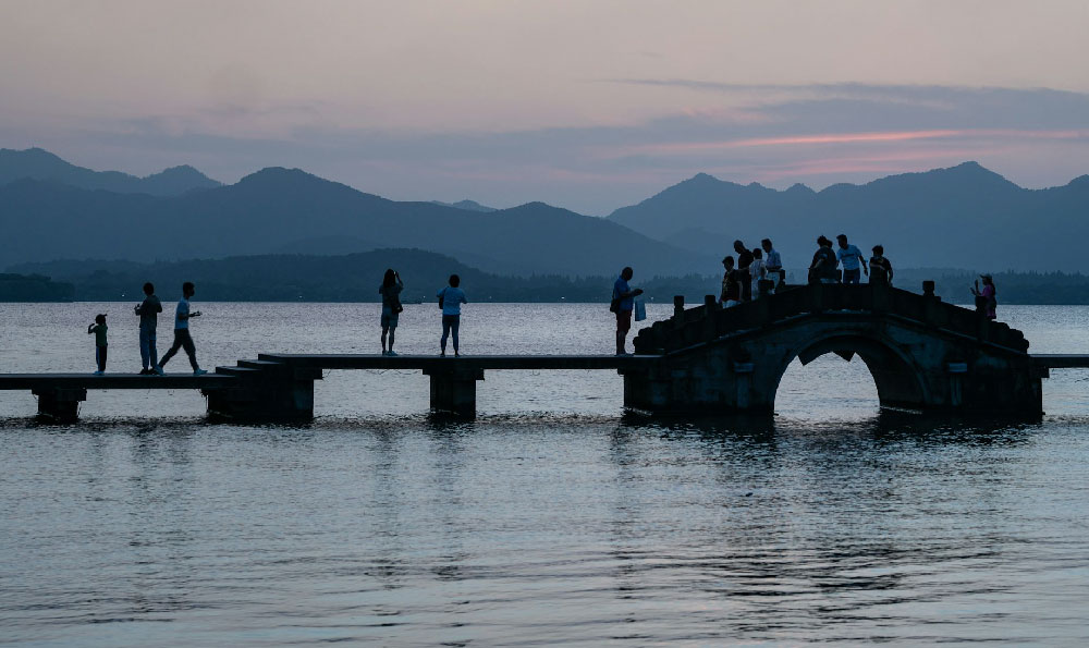 普陀山旅游路线（去普陀山导航到哪里）