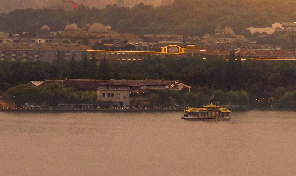 《白洋淀农家院钓鱼:尽享自然与休闲的双重乐趣》