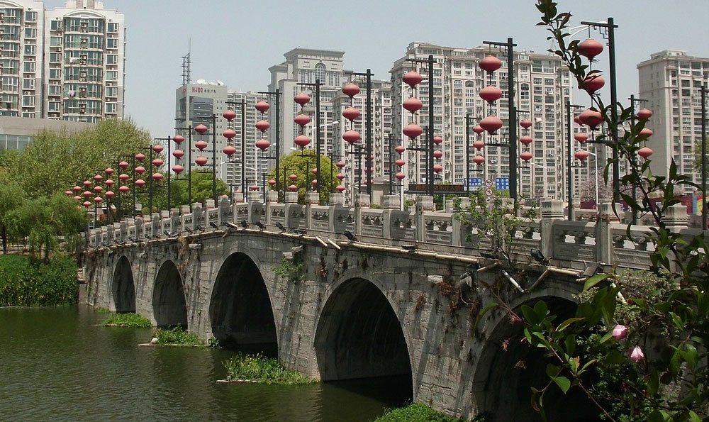 舟山凯虹广场：一站式购物的绝佳体验