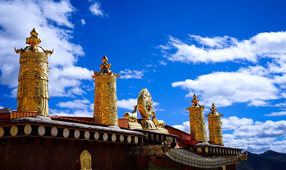 # 禹城市新时代购物广场