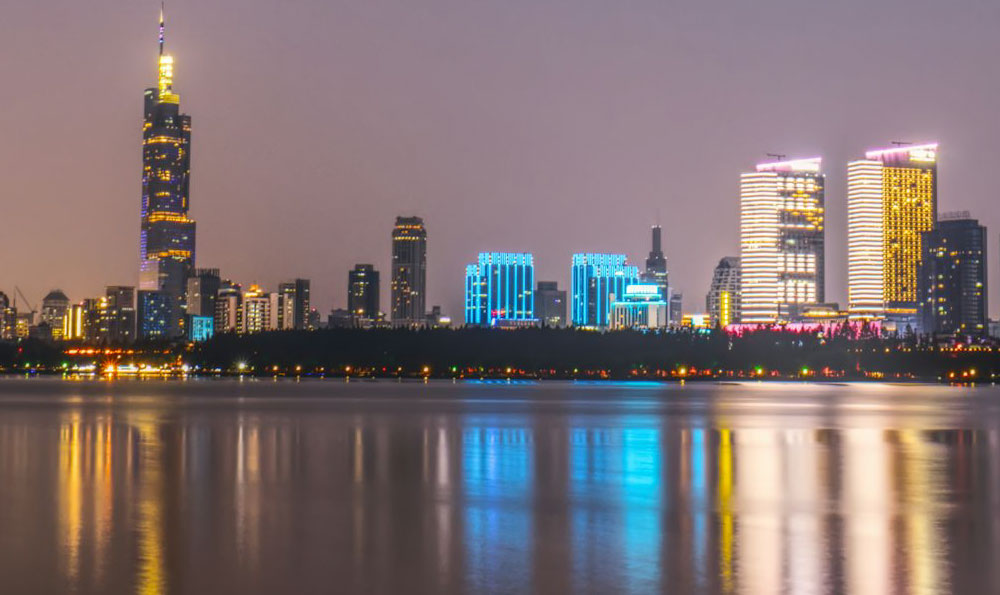 青海湖鸟岛与茶卡盐湖景区开放时间探秘