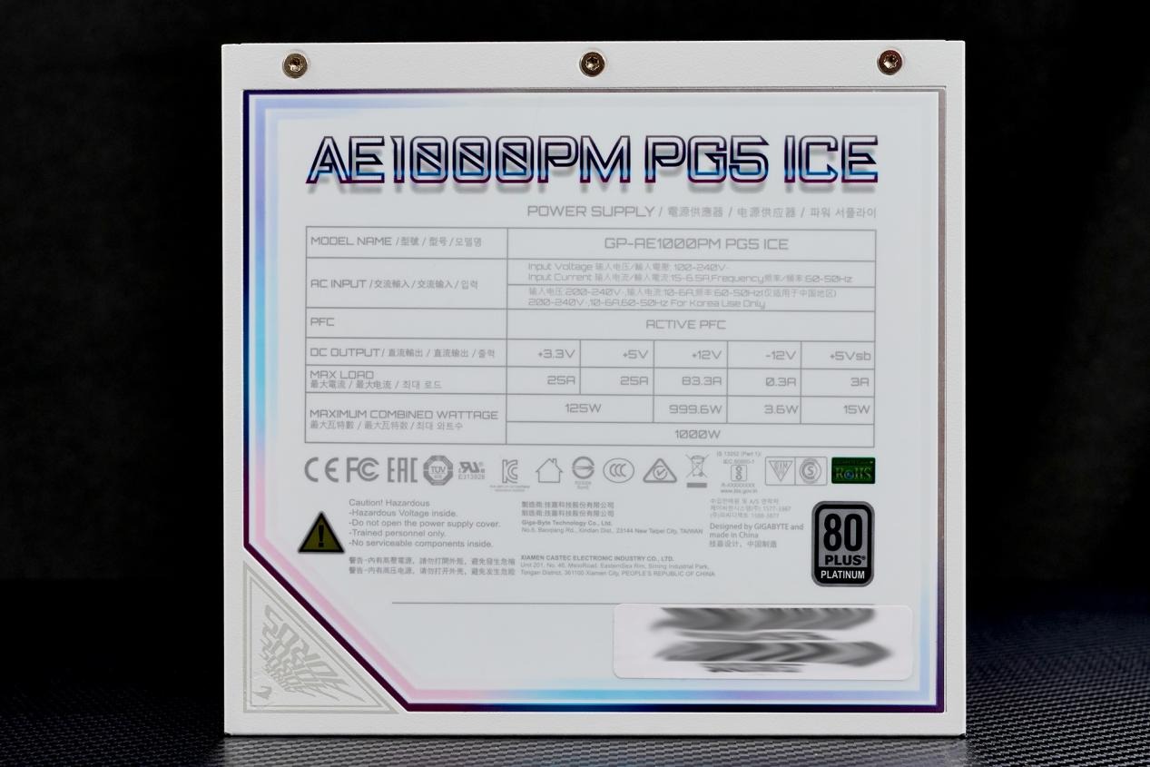 技嘉AE1000PG5ICE白金雕：AI时代的强大全模组电源