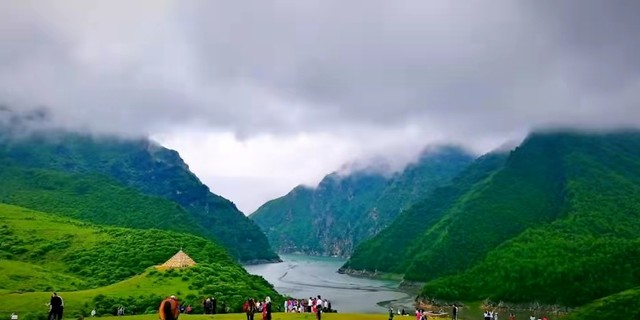 甘肃旅游必去十大景点是哪（甘肃10个最值得去的美景地分享）