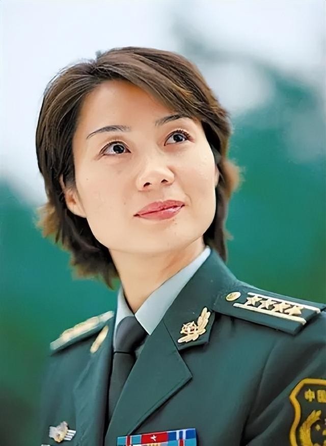 家里有喜演员表（家里有喜事演女军官的她们）