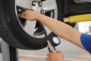 如何正确检查汽车轮胎？