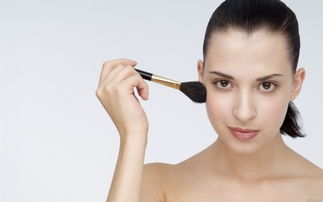提升女性魅力的秘诀：学会正确的化妆技巧