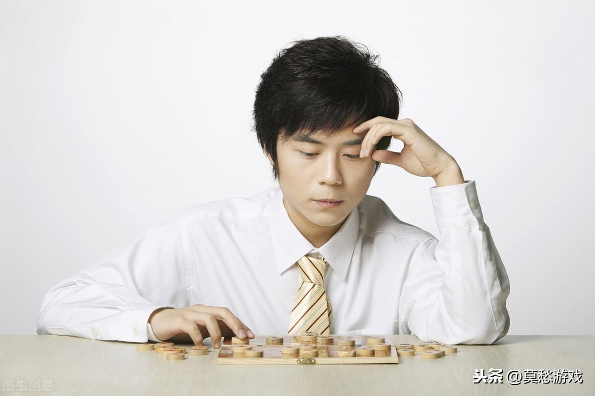 中国象棋怎么玩新手入门（新手下象棋的实战教程）