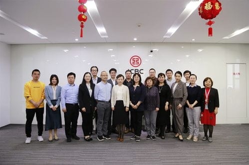 学生就业指导中心带队走访中国工商银行上海市分行 