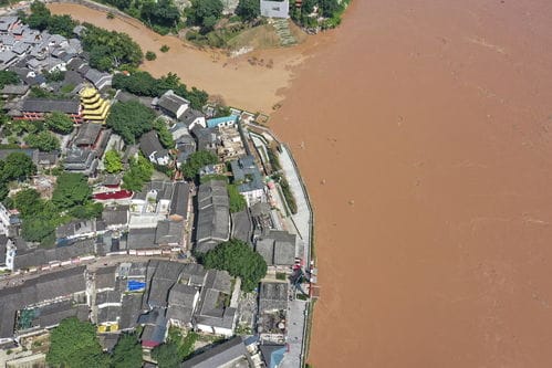 嘉陵江2021年第1号洪水 平稳通过重庆中心城区