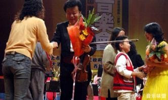77岁著名小提琴家盛中国去世,他与小20岁日本妻子24年的跨国婚姻 