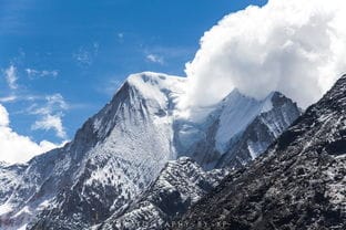 辞职旅行 稻城亚丁,与雪山为伴的旅程 ,亚丁旅游攻略 马蜂窝 