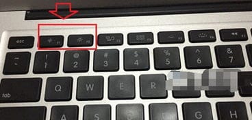 苹果笔记本怎么用快捷键调节屏幕亮度 