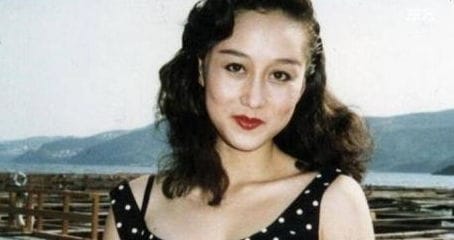 他是东北黑老大兼亿万富豪,霸占24名女星,临死前留下一句话