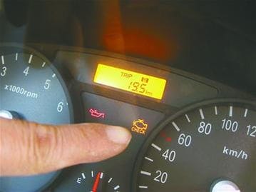 汽车保养 解读汽车仪表盘常见故障灯 