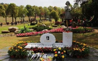 中国当代名人墓地盘点,张国荣离世16年仍未落葬