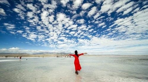 青海湖茶卡盐湖旅游(青海湖茶卡盐湖旅游游记)