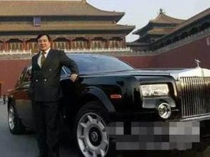 他曾是第一首富,在北京无人不知,座驾更是各种牛B