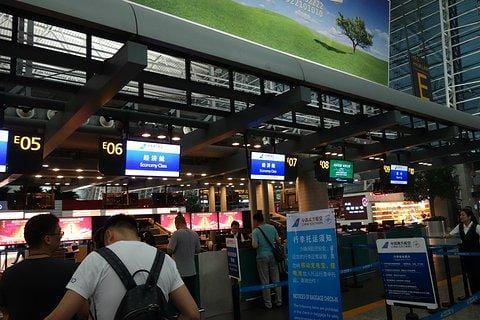 广州白云机场到广州东站坐地铁需要多长时间,价格多少 