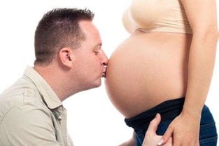孕期爱爱会戳到宝宝吗,原来孕期爱爱宝宝是 这样 的感受 