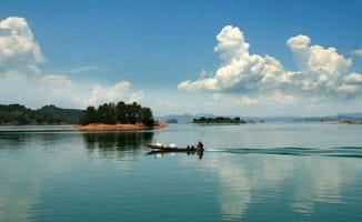 万绿湖可以钓鱼的度假村北京青龙峡门票价目表(万绿湖钓点推荐)
