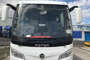 新疆大巴车旅游包车 乌鲁木齐大巴租赁少钱一天