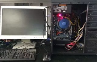电脑主机开机显示屏不亮电脑黑屏无法唤醒屏幕(电脑主机开机屏幕不亮怎么回事)