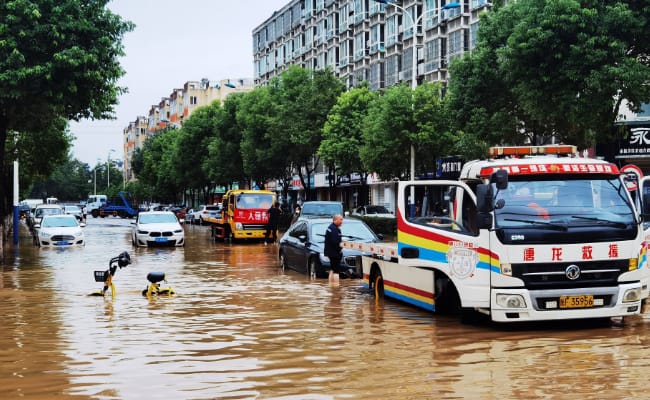 ​陕西一地遭50年一遇特大暴雨侵袭 有哪些影响