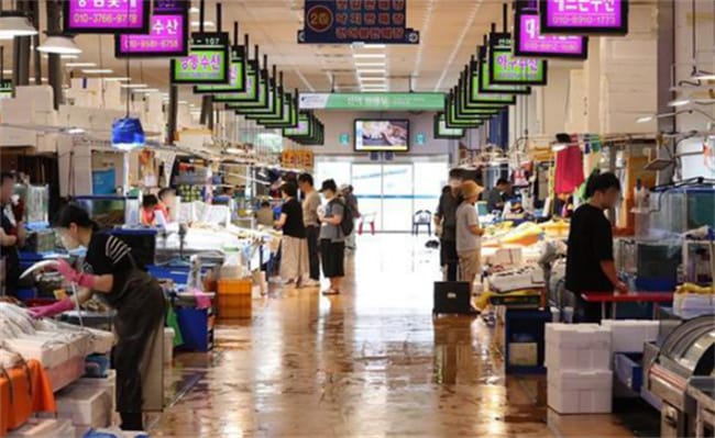 为何韩国多个海鲜市场几乎空无一人