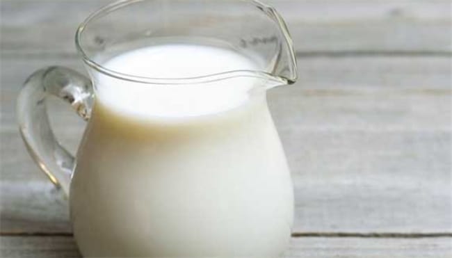 什么时候喝牛奶长高 喝牛奶为什么能长高