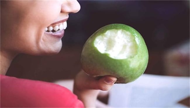 苹果什么时候吃最好？吃苹果有哪2个最佳时间？