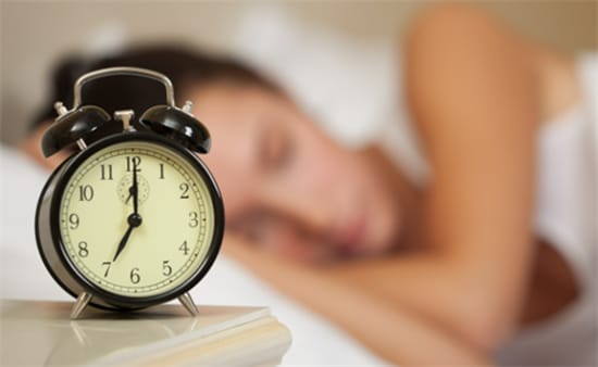 睡眠对皮肤究竟有多大的影响 如何改善睡眠质量呢