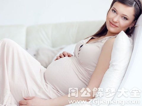 17岁女生梦见自己怀孕了预兆(17岁女生梦见自己怀孕了预兆着什么)