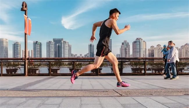 跑步多久能减肥 慢跑多久能减肥