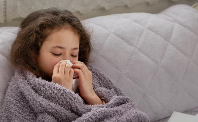 一到换季就咳嗽、打喷嚏、流鼻涕 是感冒还是过敏呢