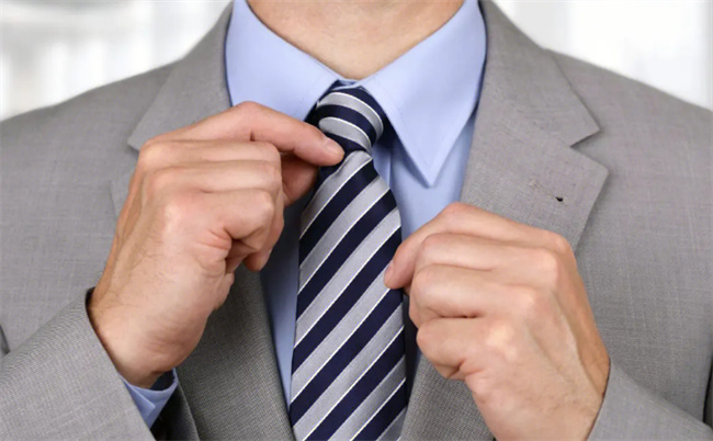 ​怎样打领带 怎么系领带