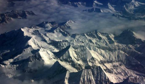 世界最高大的山脉是哪一个（是喜马拉雅山脉吗）