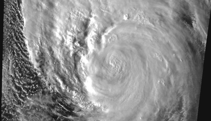 2023年第15号台风最新高清卫星云图分析：“布拉万”台风眼已模糊