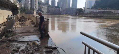 直击重庆洪灾一线,当地居民 如此凶猛洪水,我这辈子没见过