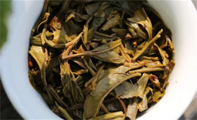 茶叶渣子有什么用途   茶叶渣能吃吗