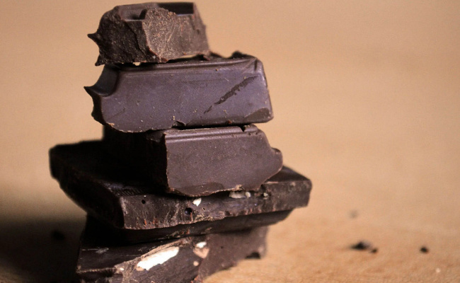 黑巧克力有什么功效  什么是黑巧克力
