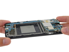 谷歌Nexus 5X详尽拆解 简单易修复 