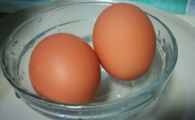 ​为什么鸡蛋不可以用微波炉加热 熟鸡蛋怎么用微波炉加热