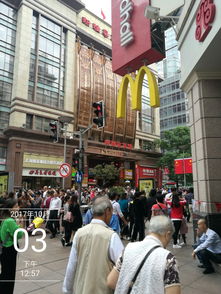 上海南京路后面美食街叫什么(上海南京路附近美食)