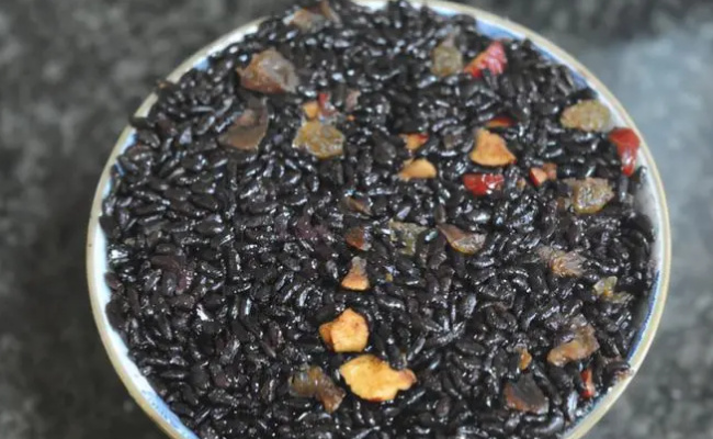 ​黑米有什么功效  黑米饭怎么做