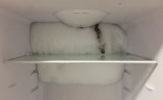 冰箱冷藏室为什么结冰 如何防止冰箱冷藏室结冰
